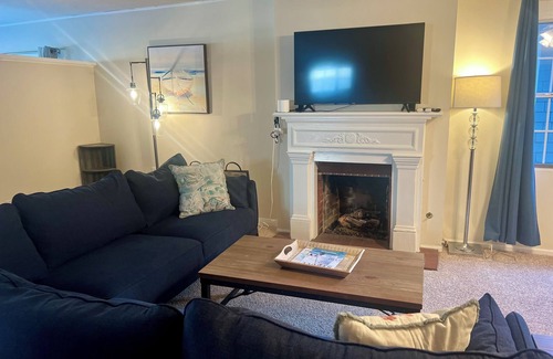 Balboa Island House | Charming Beach House Rental