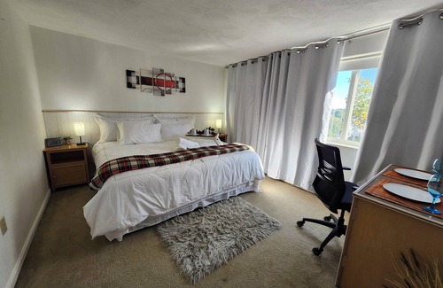 Quincy Bed & Breakfast | Charming bed & privative bath in Quincy