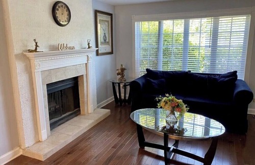 Round Lake Beach House | Charming Big 4 Bedroom Home In Lake Villa