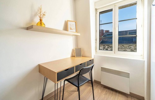 Downtown Angers Apartment | Charming Bright Duplex