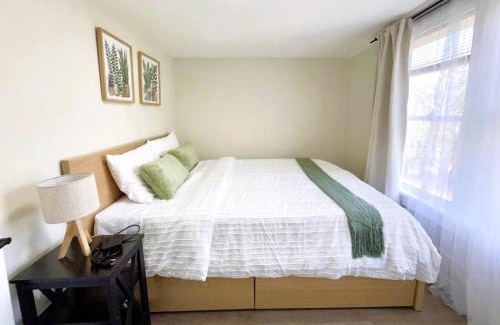 Renton Apartment | Charming & Bright Gem Prime Location Street Parking with AC