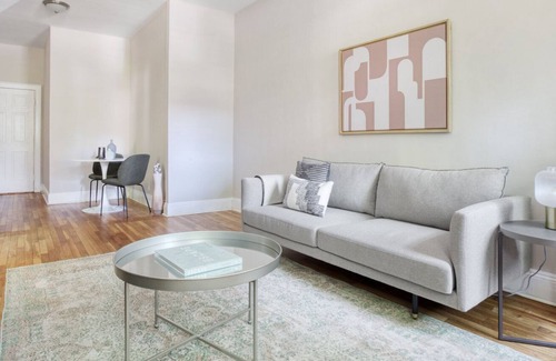 Cleveland Circle Apartment | Charming Brighton 1BR steps from Cleveland Circle, by Blueground