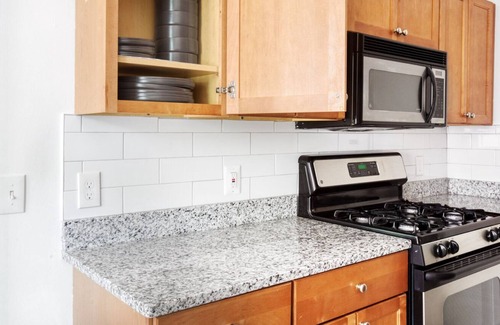 Cleveland Circle Apartment | Charming Brighton 1BR steps from Boston College, by Blueground