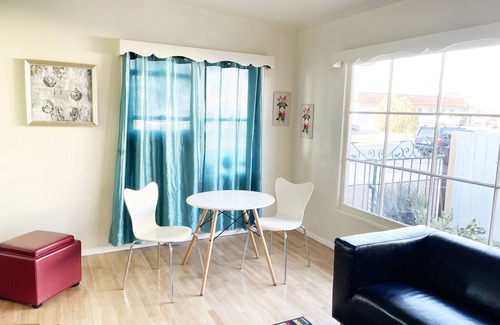 Ramona House | Charming Bungalow in-town Ramona