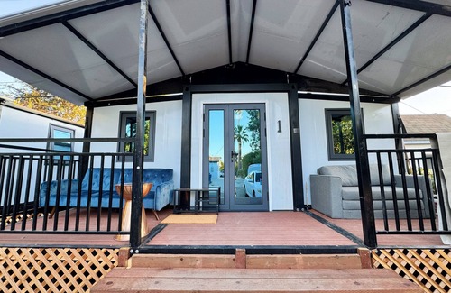 Valinda Cabin | Charming cabin with AC in La Puente