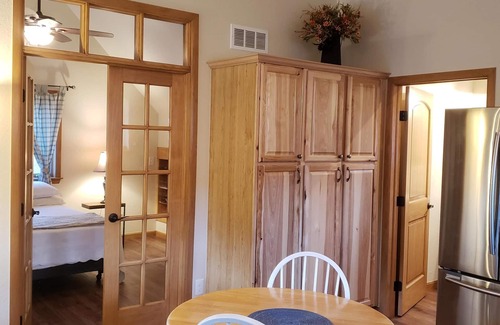 Lyons Apartment | Charming Carriage House in the heart of Lyons, Colorado