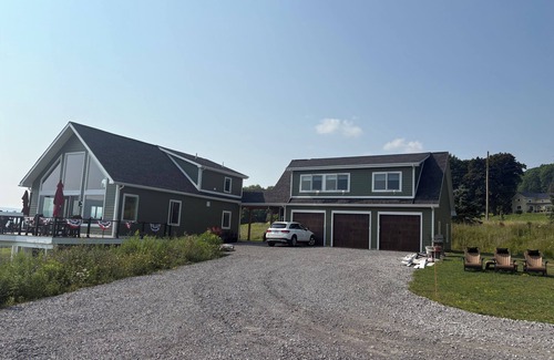 Naples House | Charming Carriage House with Breathtaking Canandaigua Lake Views