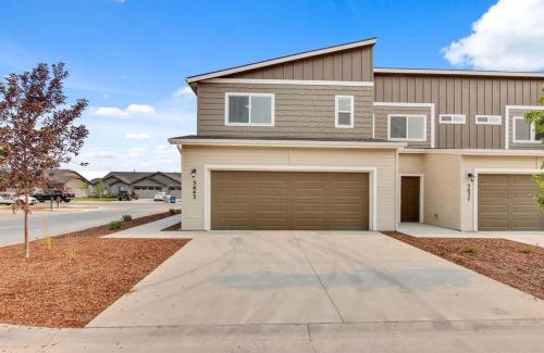 Nampa House | Charming Centrally Located Treasure Valley Custom