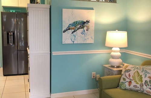 Saint James City Condo | Charming condo in Saint James City. Stay a month or more and enjoy island life!