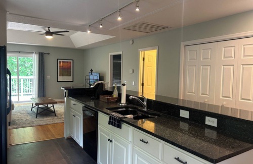 Columbia House | Charming. Convenient. Clean. Quiet. All packed into a 2 bedroom patio home.