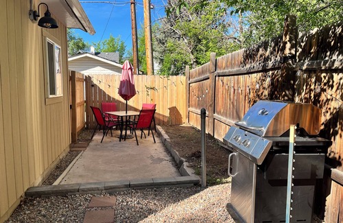 Colorado Springs Cottage | Charming cottage with loft and fenced area in wonderful Old Colorado City