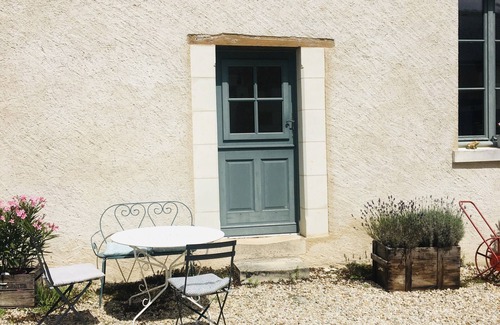 Azay-sur-Indre House | Charming cottage by the water