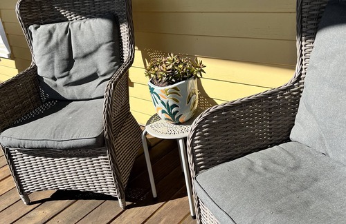 Crowley House | Charming cottage in downtown historic district