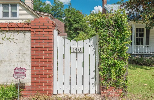 Aiken Cottage | Charming cottage in Downtown Aiken