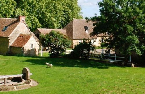 Maresche Cottage | Charming Cottage with Heated Pool, Tennis, and Game Room Near Le Mans