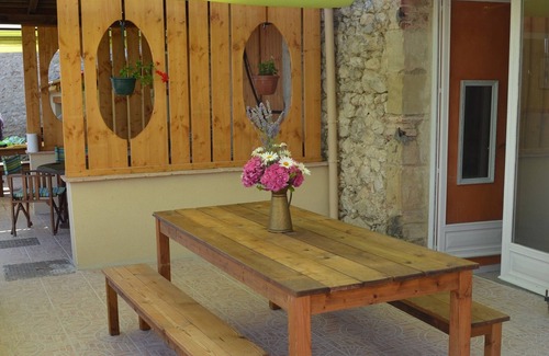 Brugnac Cottage | Charming cottages for family or groups