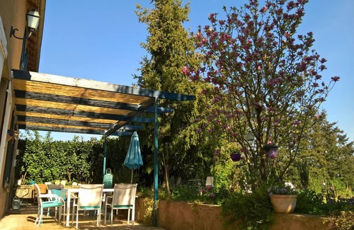 Barrais-Bussolles Cottage | Charming Country Home: 4BR, 2 Bath, Enclosed Garden, Pet-Friendly, Close to Lapalisse.