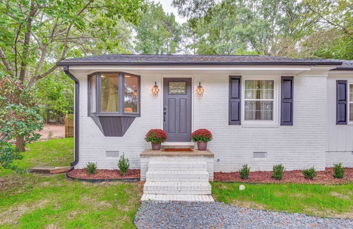 Cary House | Charming Downtown Cary Retreat
