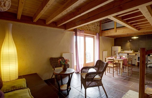 Saint-Romain-d'Urfe Cottage | Charming Eco-lodge, near Lyon and St-Etienne