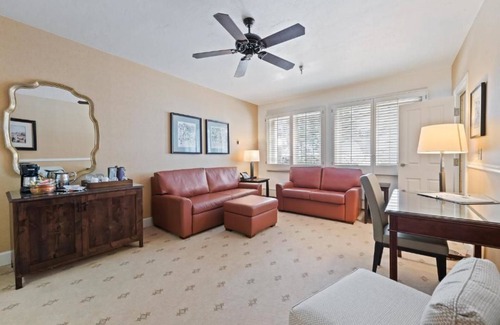 Beaver Creek Apartment | Charming European suite in the heart of Beaver Creek. Sleeps 4 comfortably.