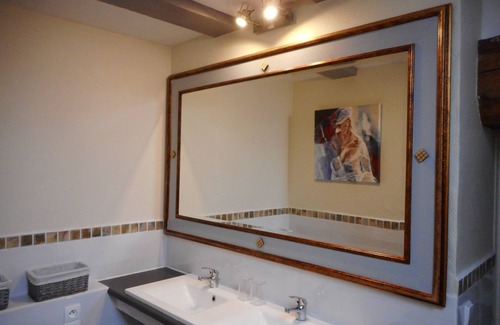 Jaulnay House | charming farmhouse from 1600 renovated in the old style