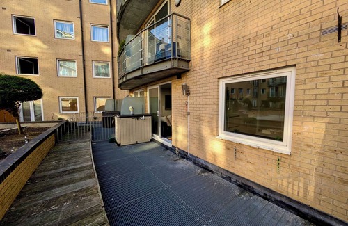 Feltham West Apartment | Charming Flat in Feltham, London