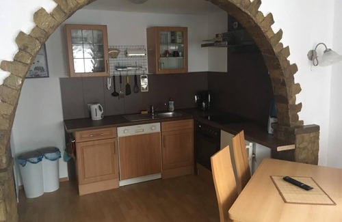 Frankenroda Apartment | Charming flat with barbecue and garden