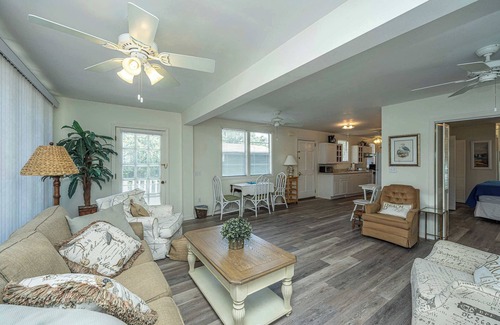 Folly Beach House | Charming Folly Beach Cottage with Dockside Views 🌅