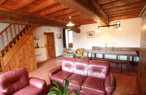 Heugueville-sur-Sienne Cottage | Charming Country House with Garden, Parking, Pet-Friendly, Near Beaches