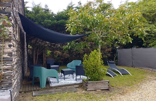 Les Garennes-sur-Loire House | Charming Anjou house with shared pool