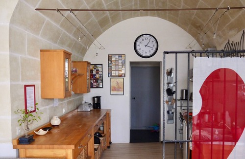 Noizay Cottage | Charming gite between Tours and Amboise, in a winegrower property