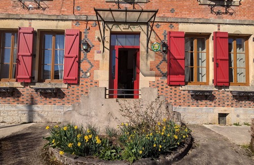 Futeau Cottage | Charming Green Retreat: Spacious 3-Bedroom Cottage with Modern Amenities, Near Verdun & Reims