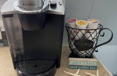 St. Petersburg Apartment | Charming Guesthouse Minutes Away From Downtown St. Petersburg