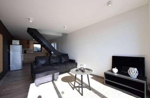 Sainte-Ode House | Charming Holiday Home in Sainte-Ode with Terrace