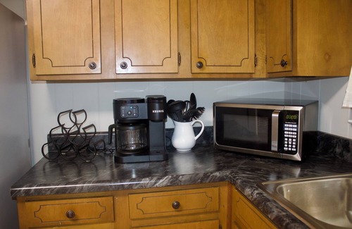 Woodruff House | Charming Home near BMW & Michelin Pet Friendly