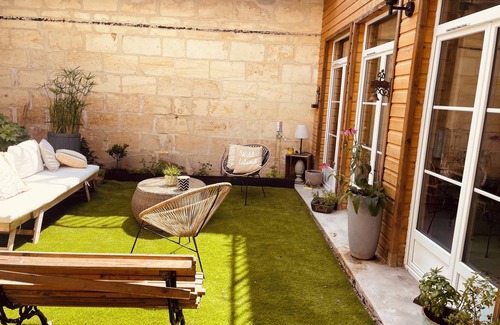 Libourne House | CHARMING HOUSE BETWEEN TOWN AND COUNTRY