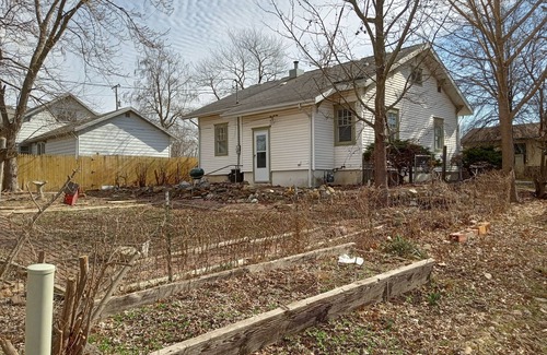 Kirksville House | Charming house in Kirksville - Available for Monthly Lease