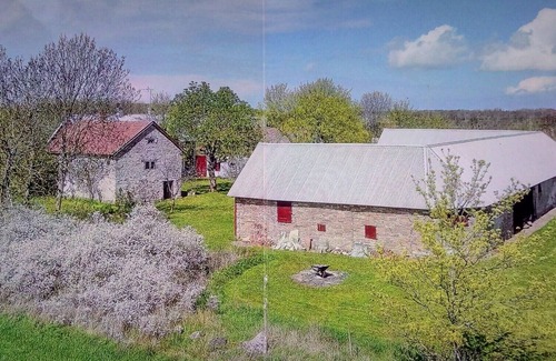 Fora Villa | Charming house on a parceled off farm - 5 minutes to beach, restaurants and shops