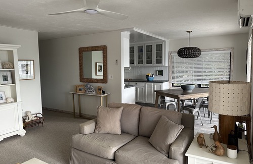 White Marlin Beach House | Charming Islamorada house with waterfront, private dock and beach