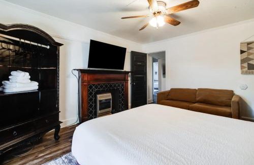 Freetown - Port Rico House | Charming Lafayette Apartment - 3 Bedrooms Free Parking