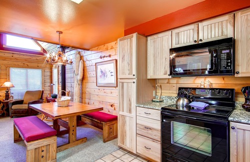 Dillon House | Charming log cabin w/restful hot tub, perfect moments maker with your pups!