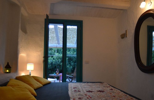 Carloforte House | Charming Mediterranean house surrounded by a natural oasis