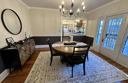 Cherry Street House | Charming Midtown Bungalow