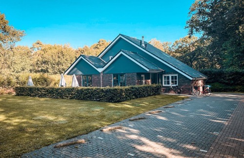 Diffelen Cabin | Charming, new 16-person accommodation