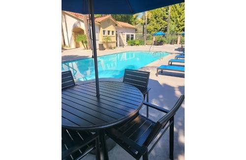 Corona Condo | Charming One bedroom Condo Entire Place