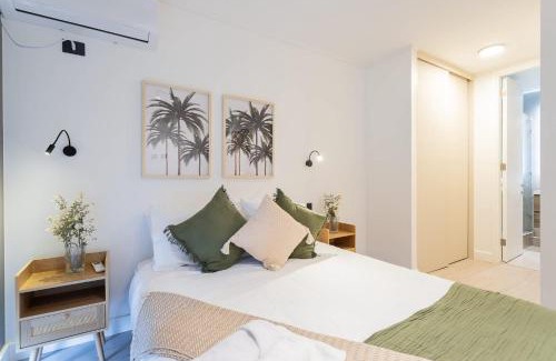Apoquindo Apartment | Charming Parque Arauco mall For 3 people