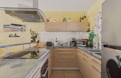 Lanton Ski Chalet | Charming pink house for 4 - 500m from beach