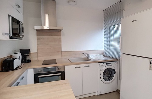 Lamalou-les-Bains Apartment | Charming Renovated Studio with Terrace Near Thermal Baths, Town Center, and Nature Trails