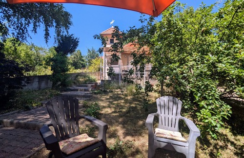 Lavoute-sur-Loire Cottage | Charming renovated cottage by the Loire for a couple's getaway