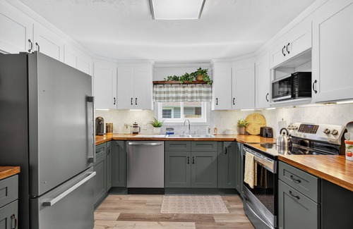 Greensboro House | Charming Renovated Home Near Downtown & Airport